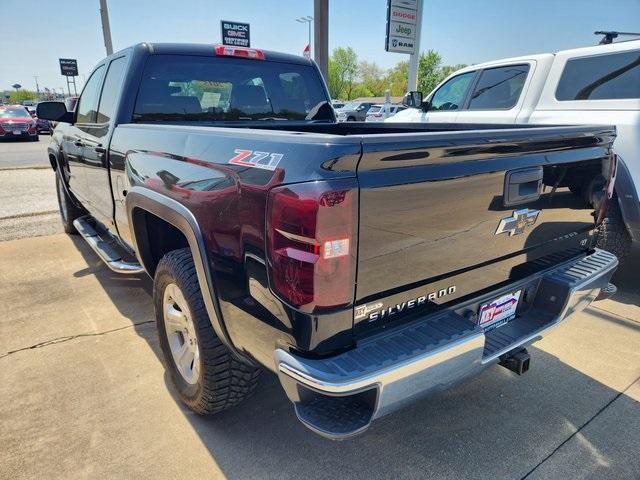 Photo of 2015 Black Chevrolet Silverado 1500