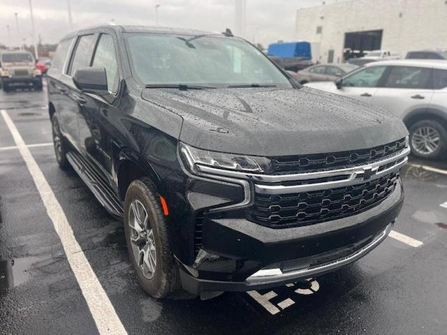Photo of 2024 Black Chevrolet Suburban