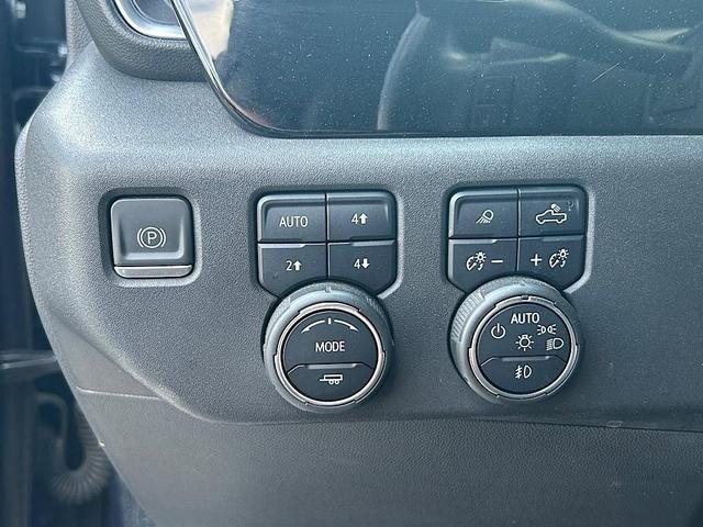 Photo of 2022 Northsky Blue Metallic Chevrolet Silverado 1500