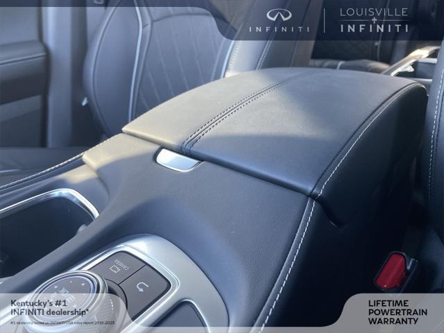 Photo of 2025 Graphite Shadow/Black Obsidian INFINITI QX60