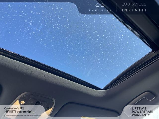 Photo of 2025 Majestic White/Black Obsidian INFINITI QX60