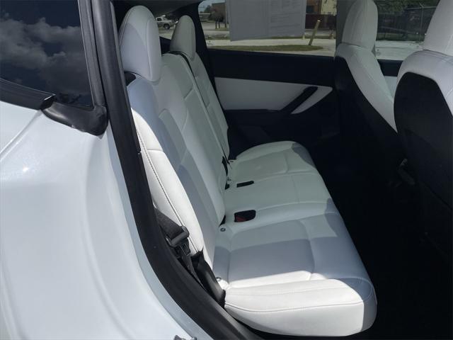 Photo of 2021 Pearl White Multi-Coat Tesla Model Y