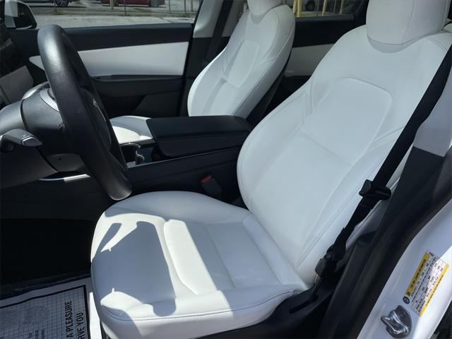 Photo of 2021 Pearl White Multi-Coat Tesla Model Y