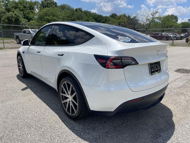 Photo of 2021 Pearl White Multi-Coat Tesla Model Y
