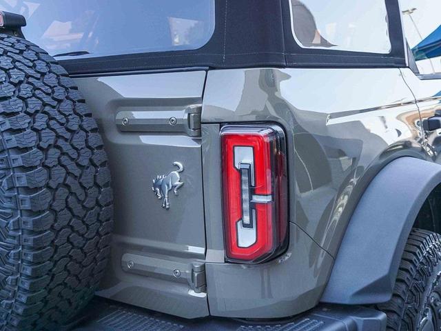 Photo of 2025 Gray Ford Bronco