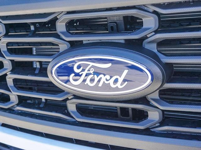 Photo of 2025 Oxford White Ford F-150