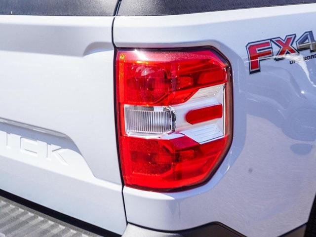 Photo of 2025 White Metallic Ford Maverick
