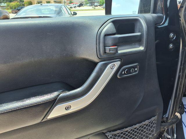 Photo of 2014 Black Clearcoat Jeep Wrangler Unlimited