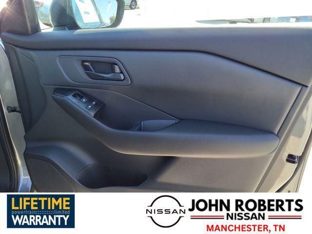 Photo of 2025 Gun Metallic Nissan Rogue