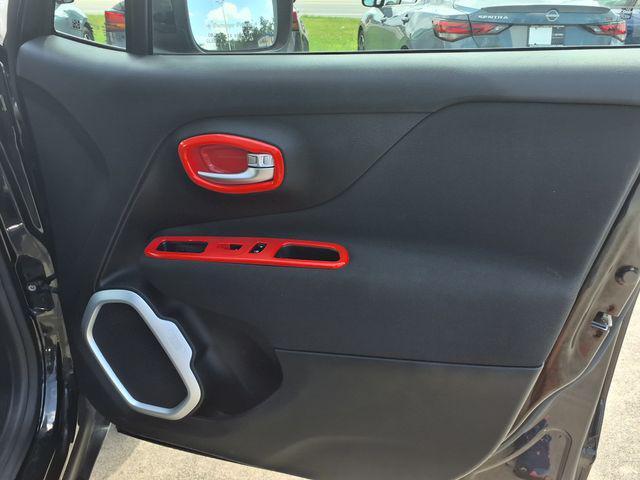 Photo of 2018 Black Jeep Renegade