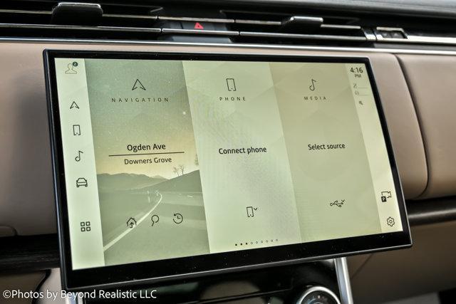 Photo of 2023 Hakuba Silver Metallic Land Rover Range Rover