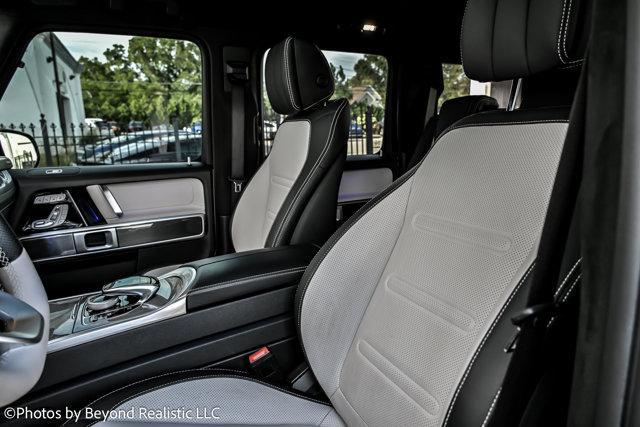Photo of 2021 Polar White Mercedes-Benz G-Class
