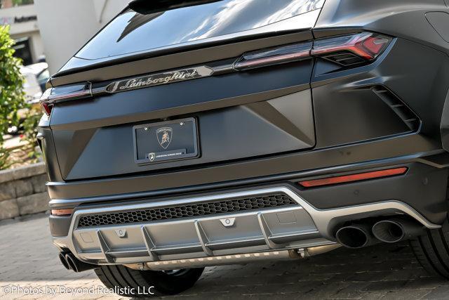 Photo of 2022 Nero Noctis Matt Lamborghini Urus