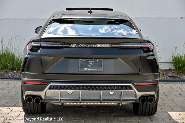 Photo of 2022 Nero Noctis Matt Lamborghini Urus
