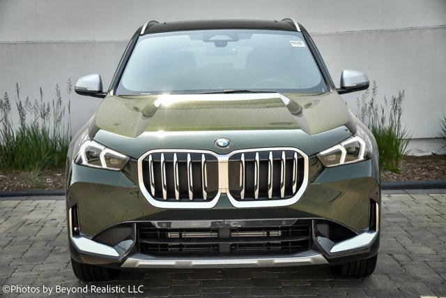 Photo of 2023 San Remo Green Metallic BMW X1