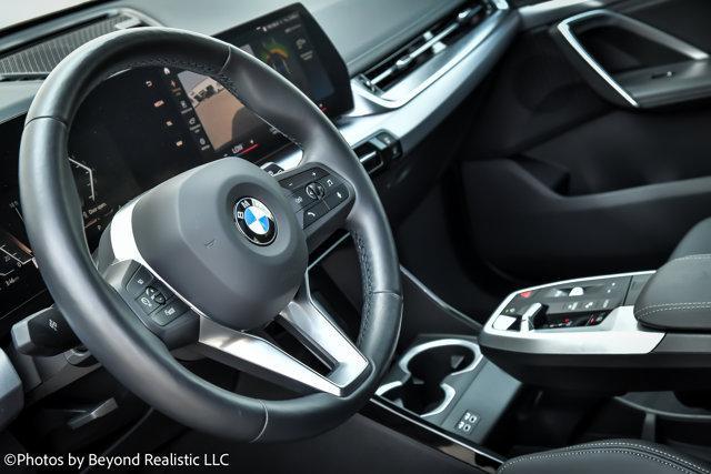 Photo of 2023 San Remo Green Metallic BMW X1