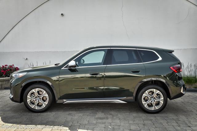 Photo of 2023 San Remo Green Metallic BMW X1