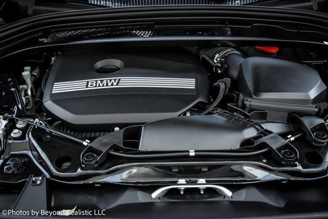 Photo of 2023 San Remo Green Metallic BMW X1