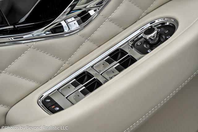 Photo of 2024 Glacier White Bentley Continental GT