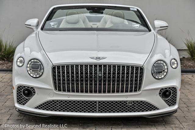 Photo of 2024 Glacier White Bentley Continental GT
