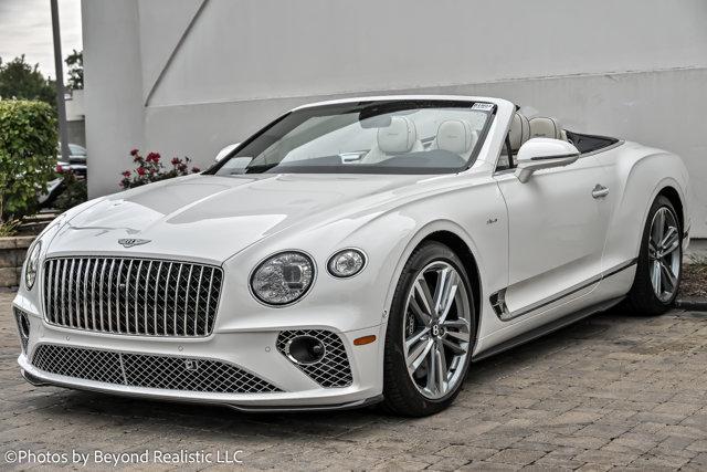 Photo of 2024 Glacier White Bentley Continental GT