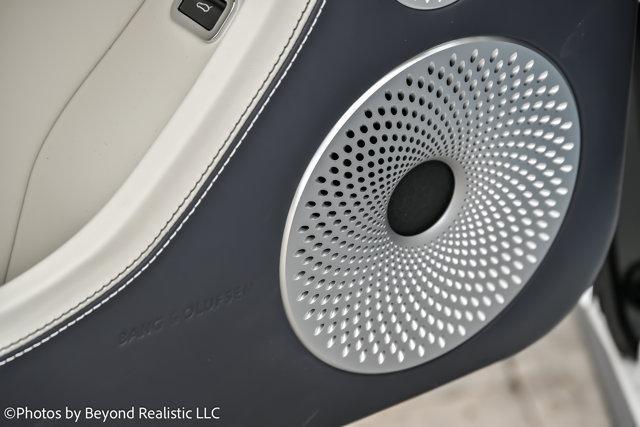 Photo of 2024 Glacier White Bentley Continental GT