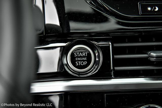 Photo of 2024 Obsidian Green Pearl Nissan Pathfinder