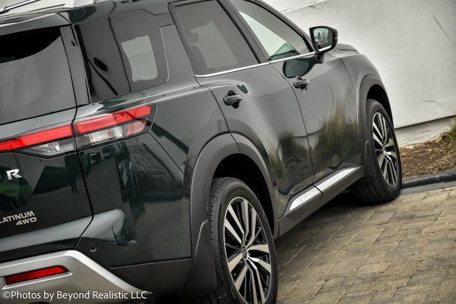 Photo of 2024 Obsidian Green Pearl Nissan Pathfinder