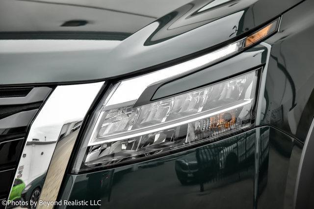 Photo of 2024 Obsidian Green Pearl Nissan Pathfinder