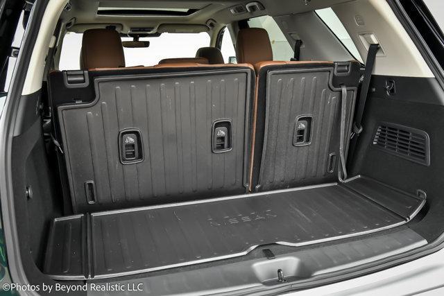 Photo of 2024 Obsidian Green Pearl Nissan Pathfinder