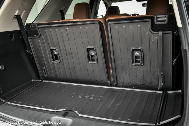 Photo of 2024 Obsidian Green Pearl Nissan Pathfinder