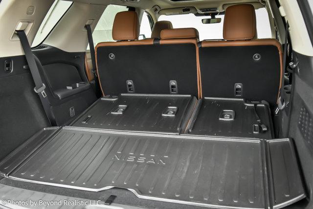 Photo of 2024 Obsidian Green Pearl Nissan Pathfinder