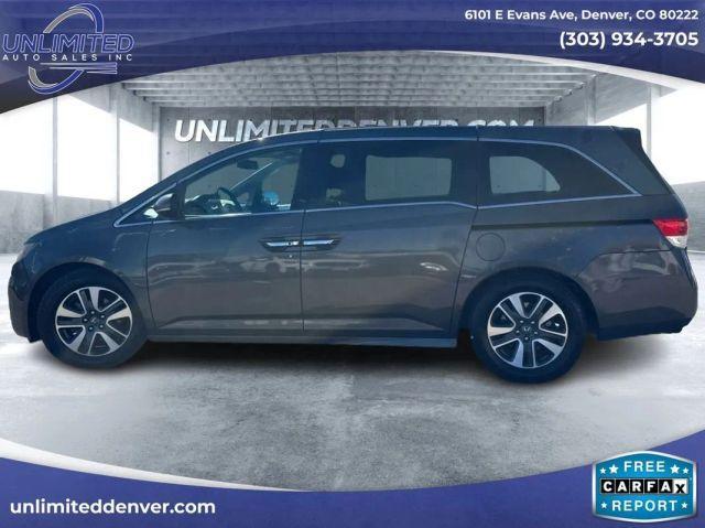 Photo of 2016 Gray Honda Odyssey