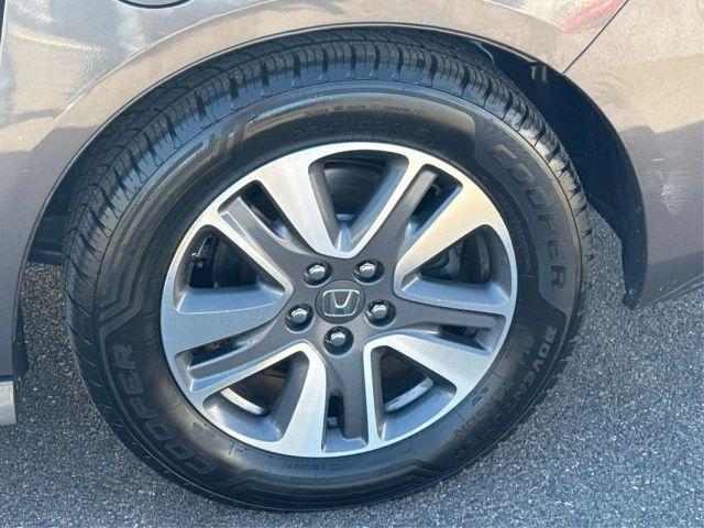 Photo of 2016 Gray Honda Odyssey