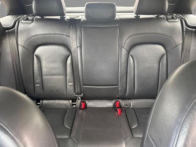 Photo of 2016 Off White Audi Q3