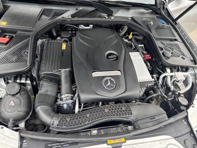 Photo of 2015 Silver Mercedes-Benz C-Class