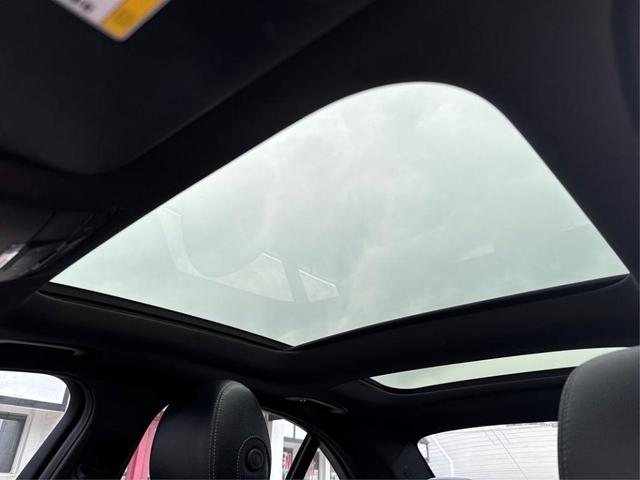 Photo of 2015 Silver Mercedes-Benz C-Class