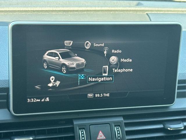 Photo of 2020 Navarra Blue Metallic Audi Q5