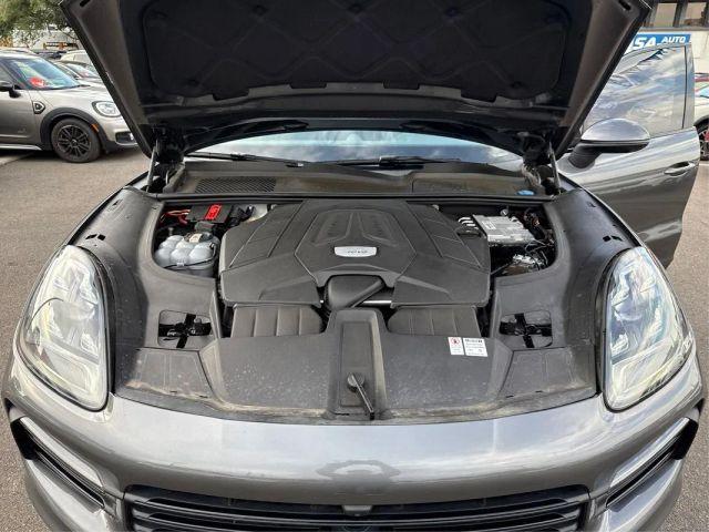 Photo of 2020 Gray Porsche Cayenne