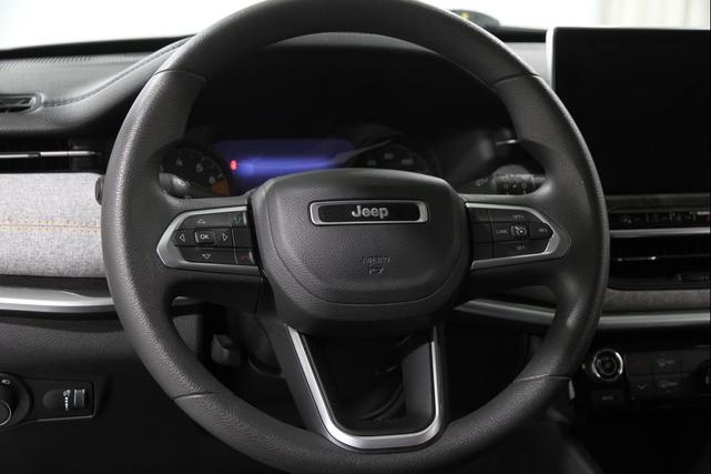 Photo of 2022 Billet Silver Metallic Clearcoat Jeep Compass