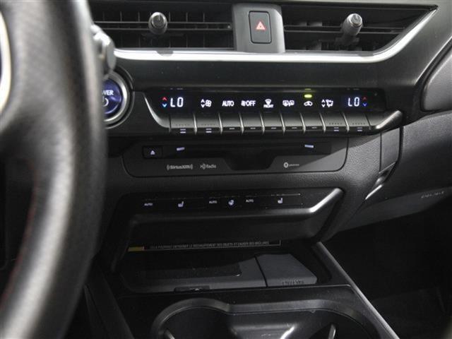 Photo of 2022 Atomic Silver Lexus UX 250h