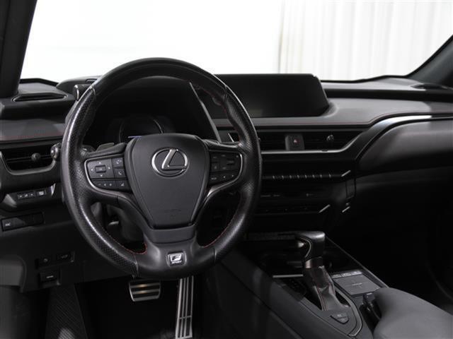 Photo of 2022 Atomic Silver Lexus UX 250h