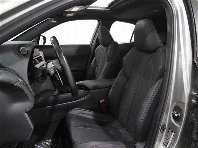 Photo of 2022 Atomic Silver Lexus UX 250h