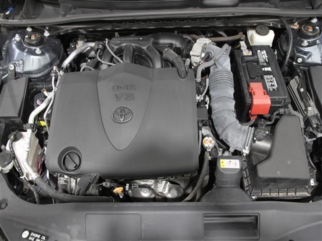 Photo of 2019 Harbor Gray Metallic Toyota Avalon
