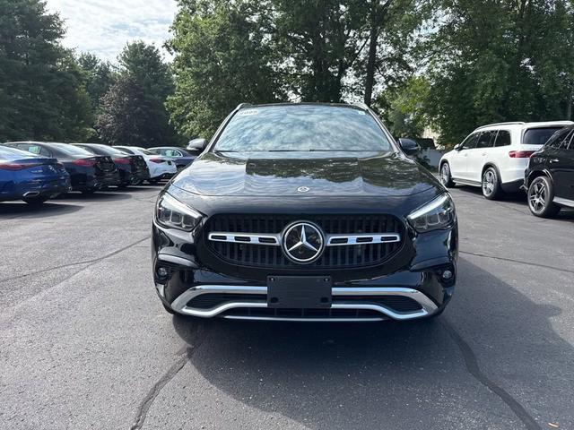 Photo of 2025 Night Black Mercedes-Benz GLA 250