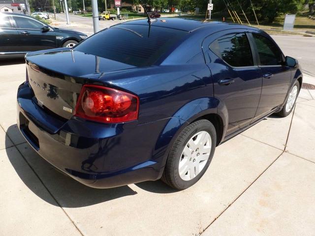 Photo of 2014 Blue Dodge Avenger