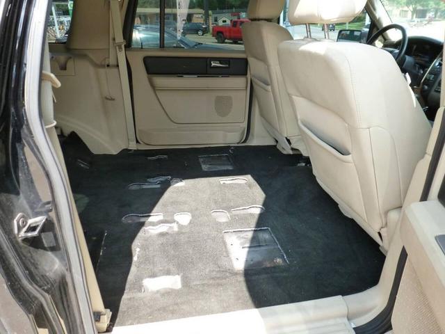 Photo of 2016 Black Ford Expedition EL