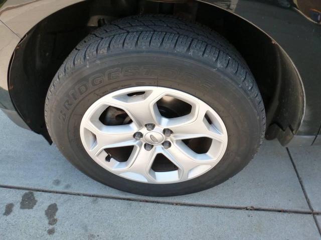 Photo of 2013 Black Ford Edge