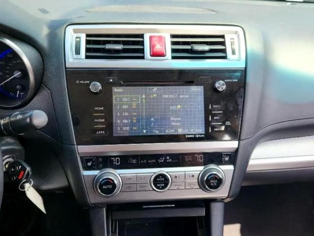 Photo of 2015 Ice Silver Metallic Subaru Legacy
