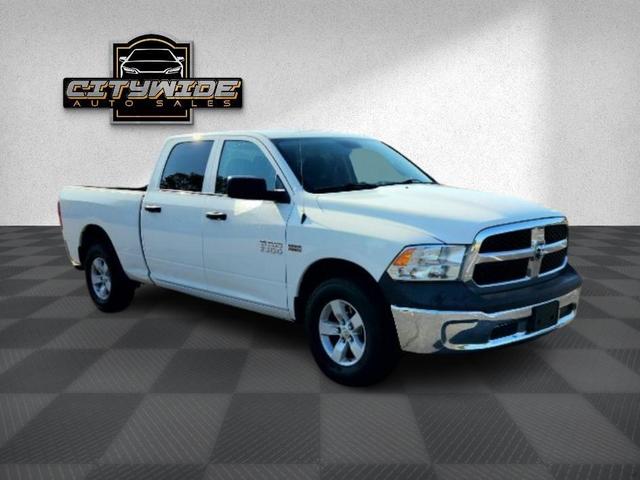 Photo of 2018 Bright White Clearcoat RAM 1500